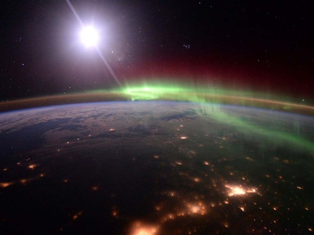 Fenômeno da Aurora boreal é registrado do espaço pelo astronauta da Nasa Scott Kelly (Foto: Reprodução/ Twitter/ Scott Kelly)