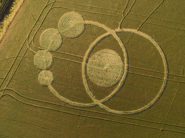Imagem aérea do agroglifo em Prudentópolis (Foto: Novelo Filmes)
