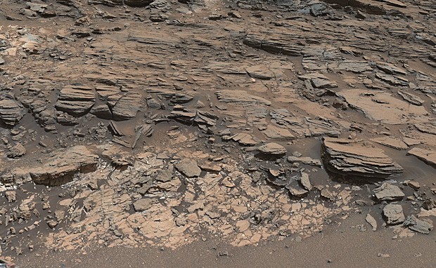 Solo na parte central da cratera Gale, em Marte, era leito de grande lago (Foto: NASA/JPL-Caltech/MSSS)