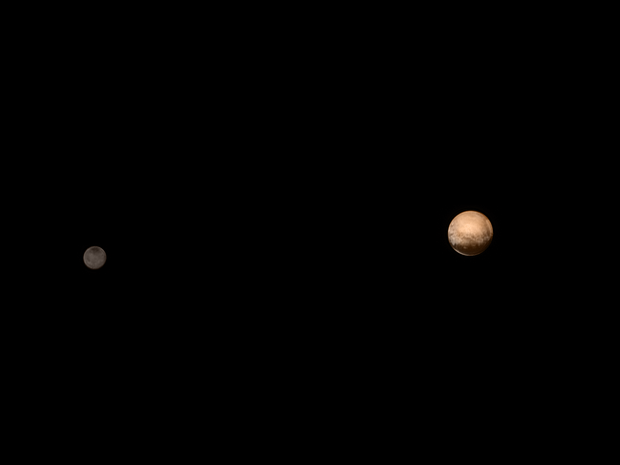 Nova imagem feita pela sonda New Horizons mostra Plutão mais de perto. Equipamento da Nasa está chegando cada vez mais próximo do planeta anão (Foto: NASA/JHUAPL/SWRI)