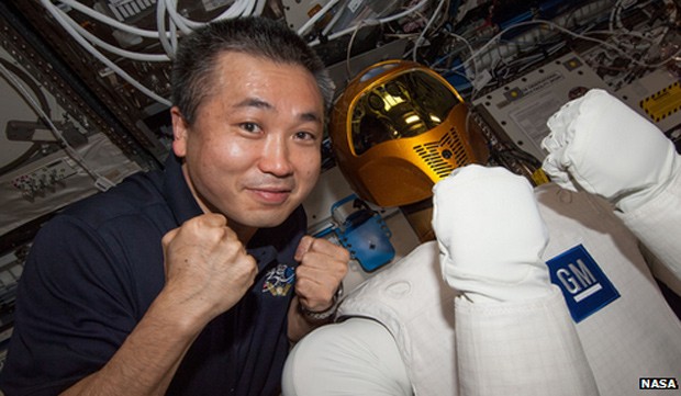 Robonauta já está a bordo da Estação Espacial Internacional (Foto: BBC)