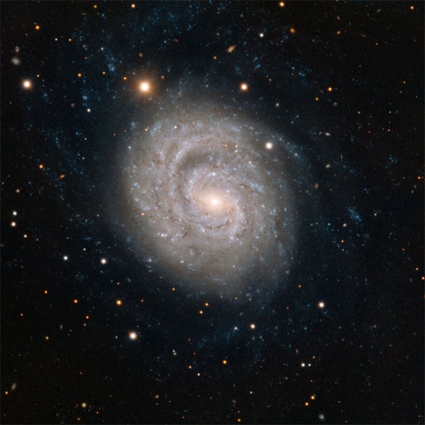 Galáxia espiral NGC 1637 (Foto: ESO/Divulgação)