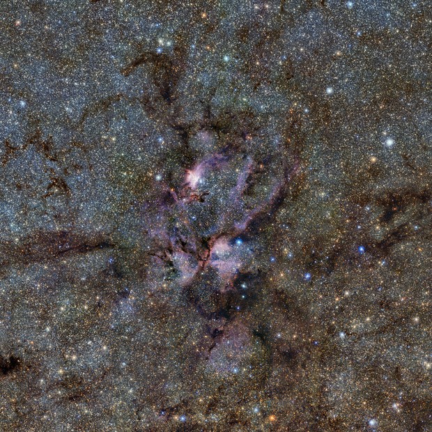 Imagem da Nebulosa da Lagosta obtida pelo telescópio Vista do ESO (Foto: ESO/VVV Survey/D. Minniti/Ignacio Toledo)