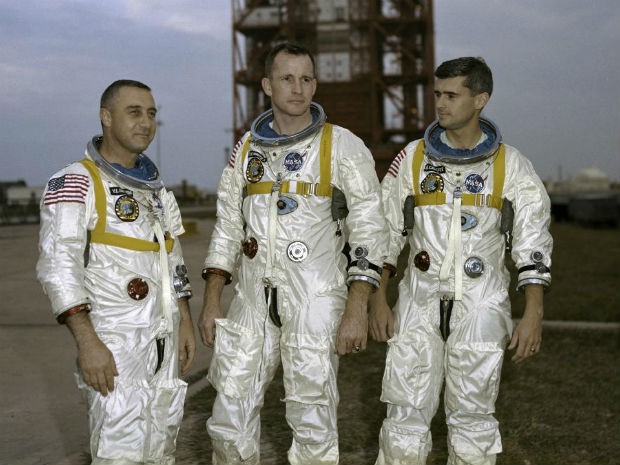 Astronautas da missão Apollo 1 durante, mortos durante acidente em plataforma (Foto: Divulgação/Nasa)