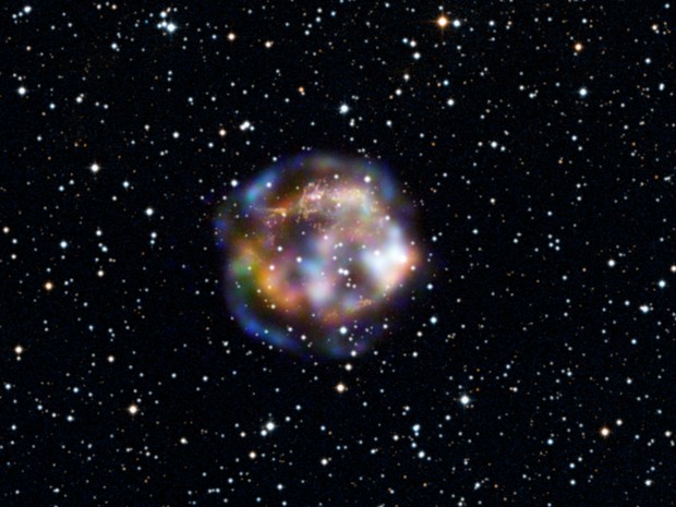 Supernova Cassiopeia A, cuja imagem foi captada pelo NuSTAR, fica a 11 mil anos-luz da Terra (Foto: NASA/JPL-Caltech/DSS)