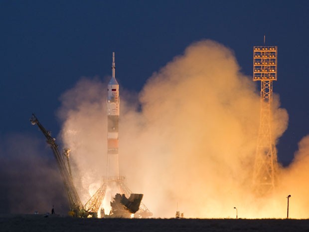 Foguete Soyuz decolou da base de Baikonur, no Cazaquistão (Foto: Reuters/Shamil Zhumatov)
