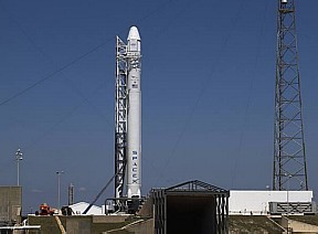 Problema no motor aborta lançamento do Foguete Space Falcon 9. - Reuters