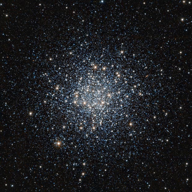 Aglomerado globular Messier 55, situado na constelação do Sagitário (Foto: ESO/J. Emerson/VISTA. Acknowledgment: Cambridge Astronomical Survey Unit)