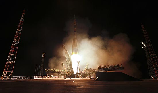 Nave russa levará dois dias para chegar à estação espacial; lançamento ocorreu nesta segunda
