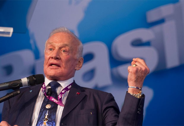 Buzz Aldrin em palestra na Campus Party (Foto: Cristiano Sant'Anna/indicefoto/Divulgação)